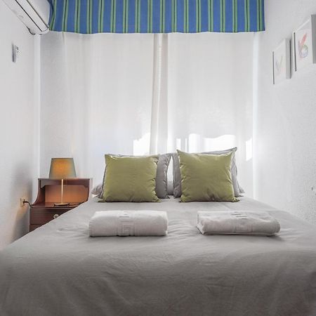 Ferienwohnung Puerta De Carmona Sevilla Exterior foto