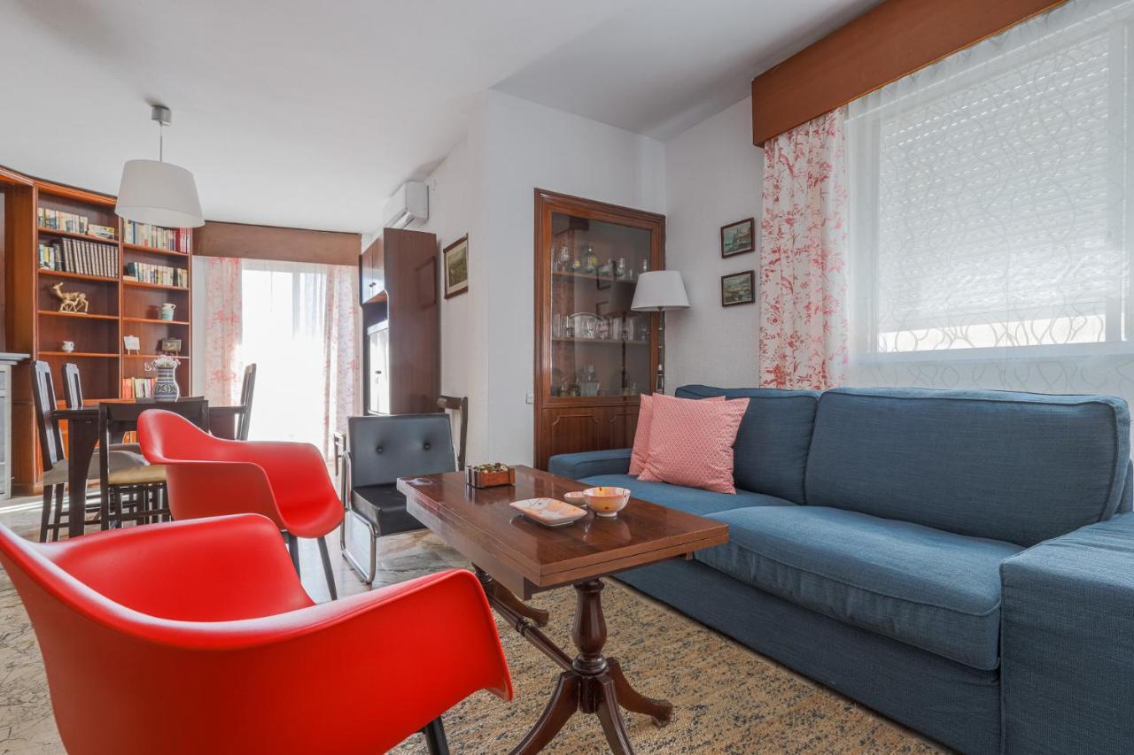 Ferienwohnung Puerta De Carmona Sevilla Exterior foto